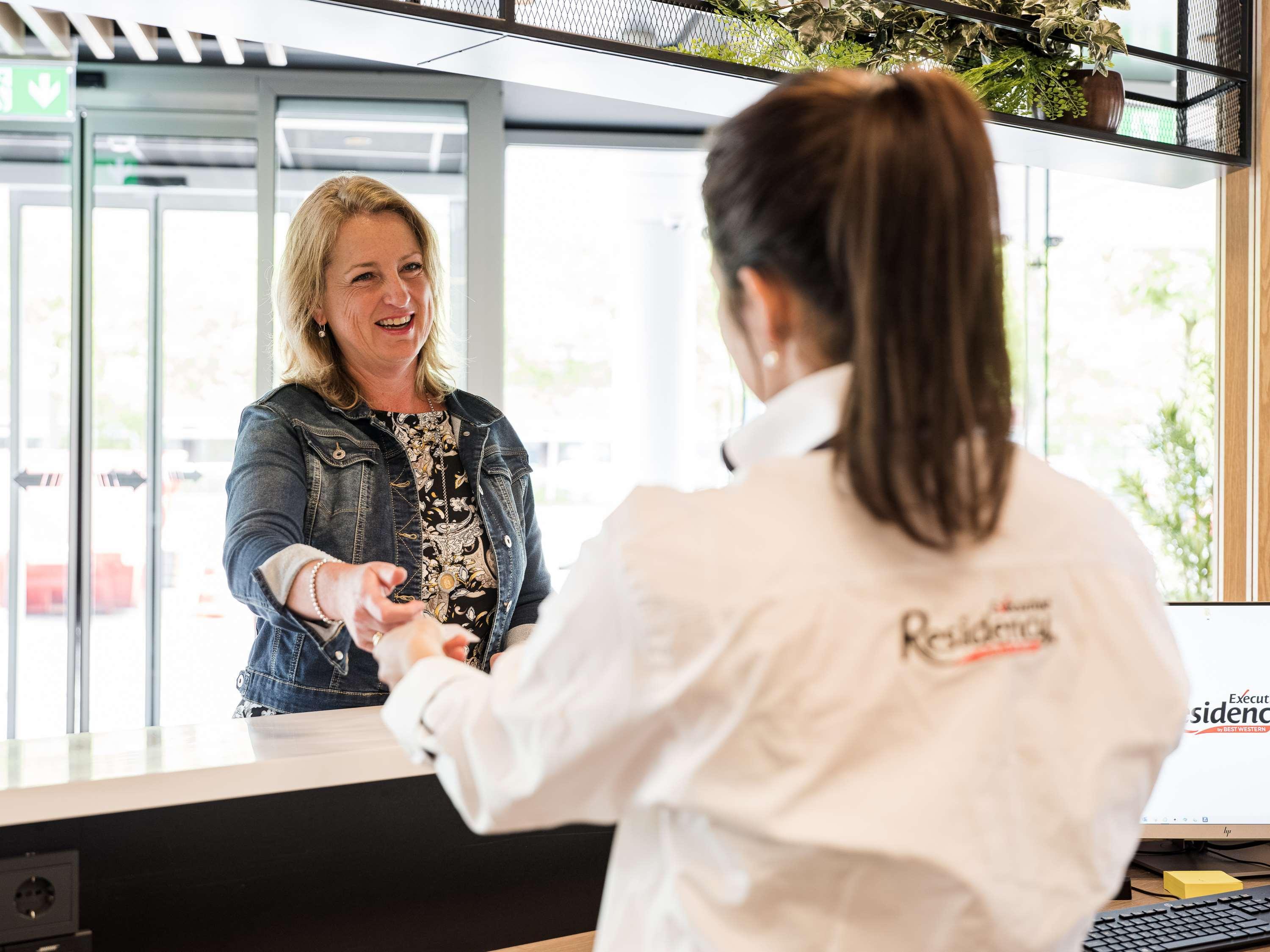 Executive Residency By Best Western Amsterdam Airport Hoofddorp Ngoại thất bức ảnh